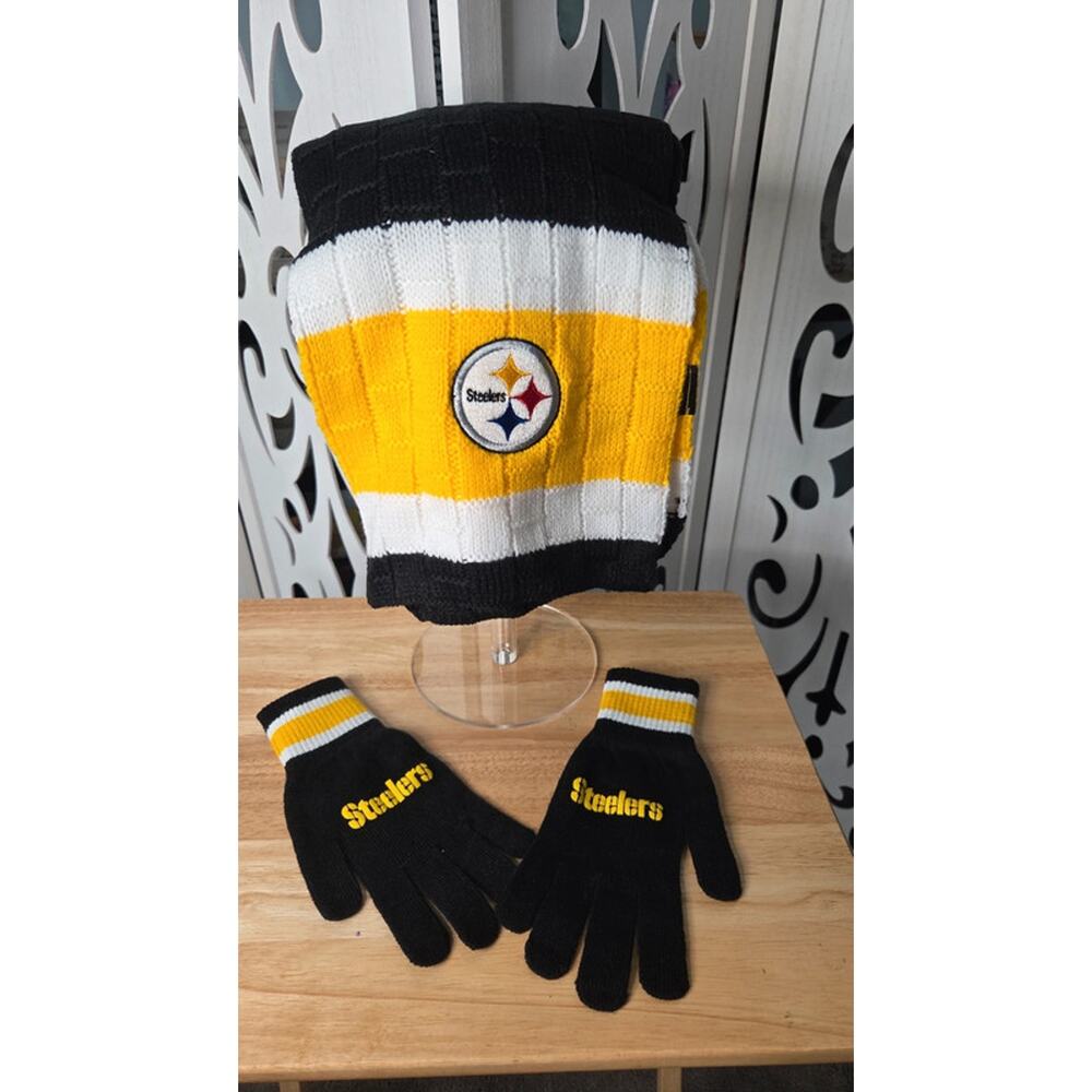 Pittsburgh Steelers Little Earth NFL Scarf and Glove Gift Set NWT